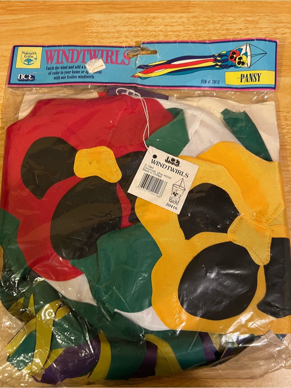 VTG Windtwirls Pansy Wind Spinner Windsock Garden Yard Porch Decor